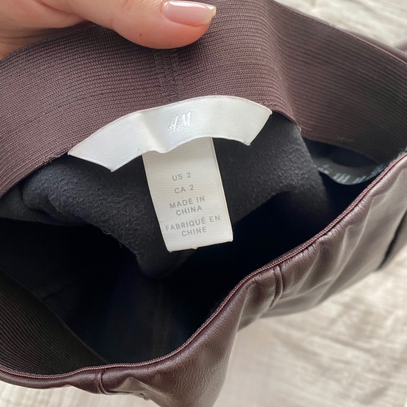 H&M Faux Leather Leggings - Picture 4 of 5